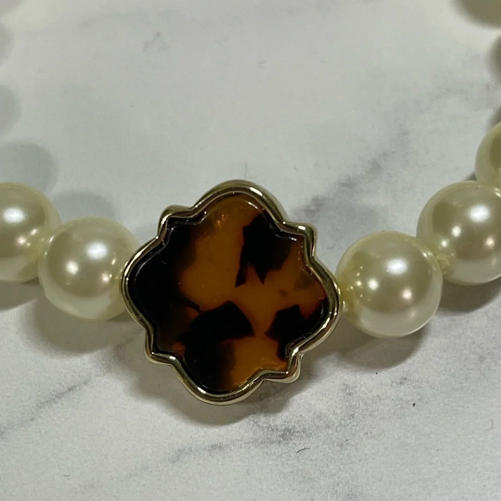 Pearl Stretch Bracelet